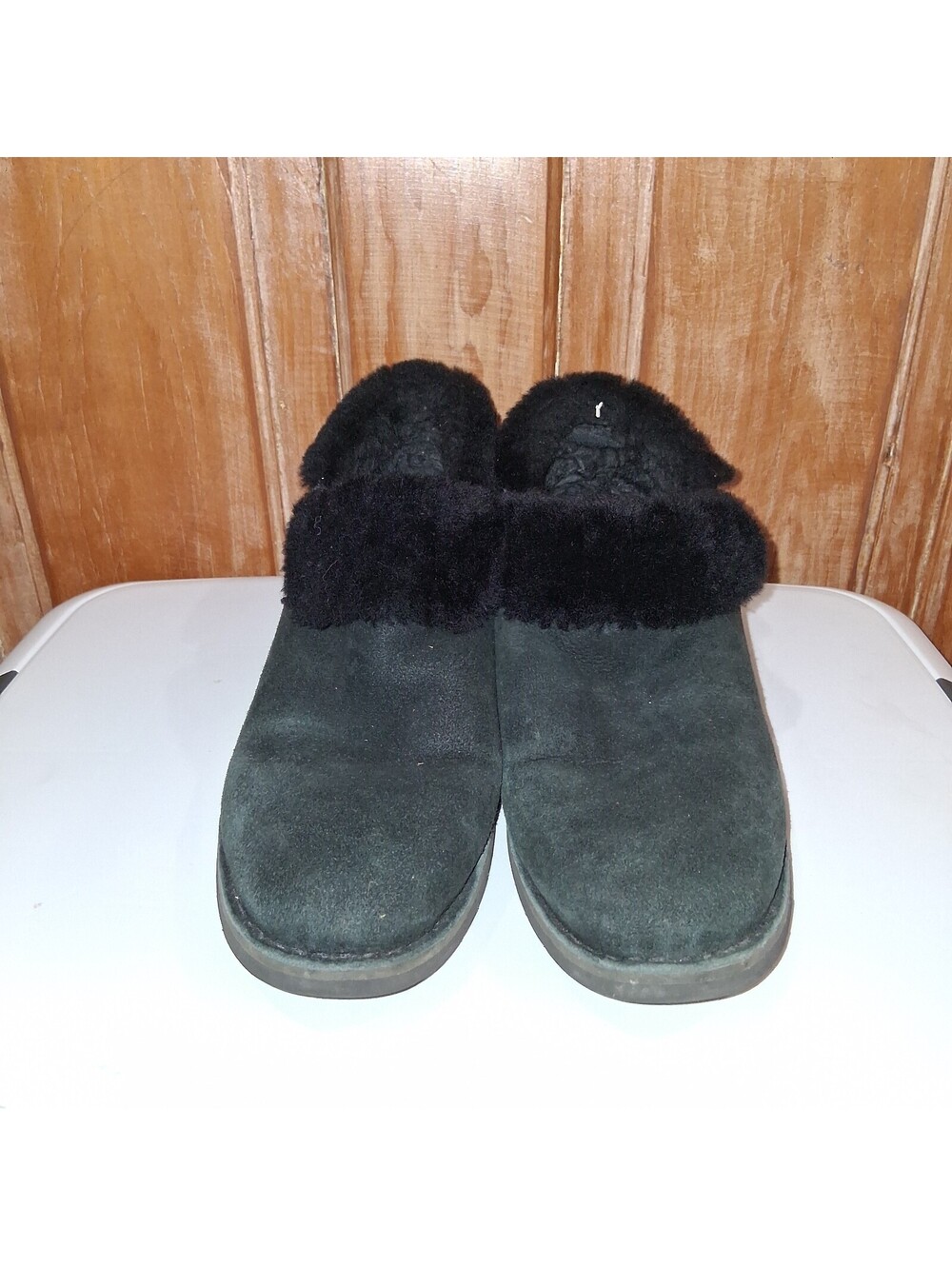 UGG McKay Black Suede Shearling Ankle Booties Cuffed Short Boots Women Size 9.5